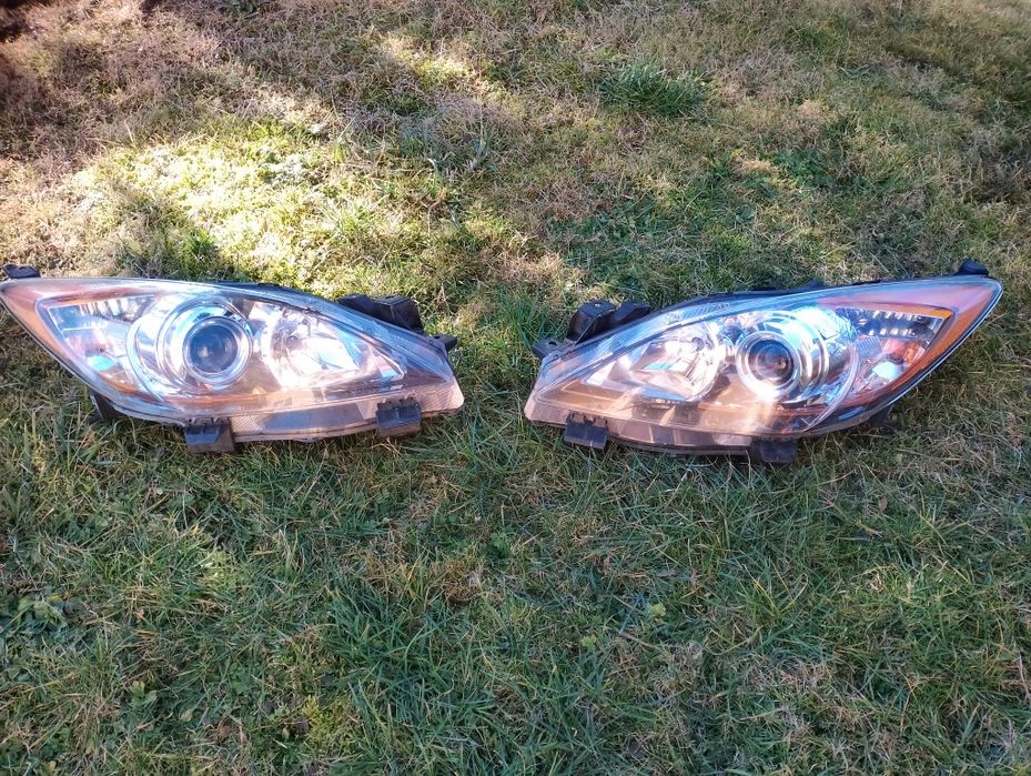 Sprzedam lampy do Mazdy 3