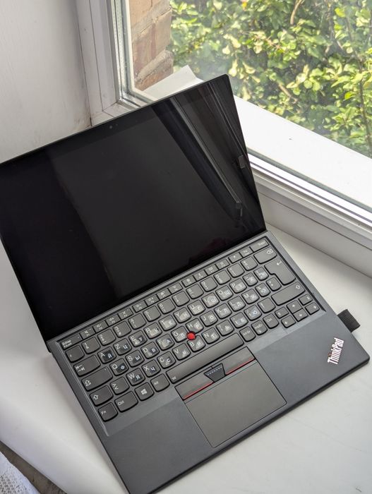 Планшет з клавіатурою Lenovo X1 Tablet Gen2 12" i5-7Y54 4x1.2GHZ 8/256