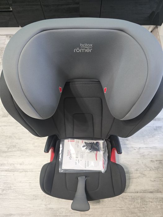 Дитяче автокрісло BRITAX-ROMER KIDFIX2 R Storm Grey 15-36 кг Isofix.