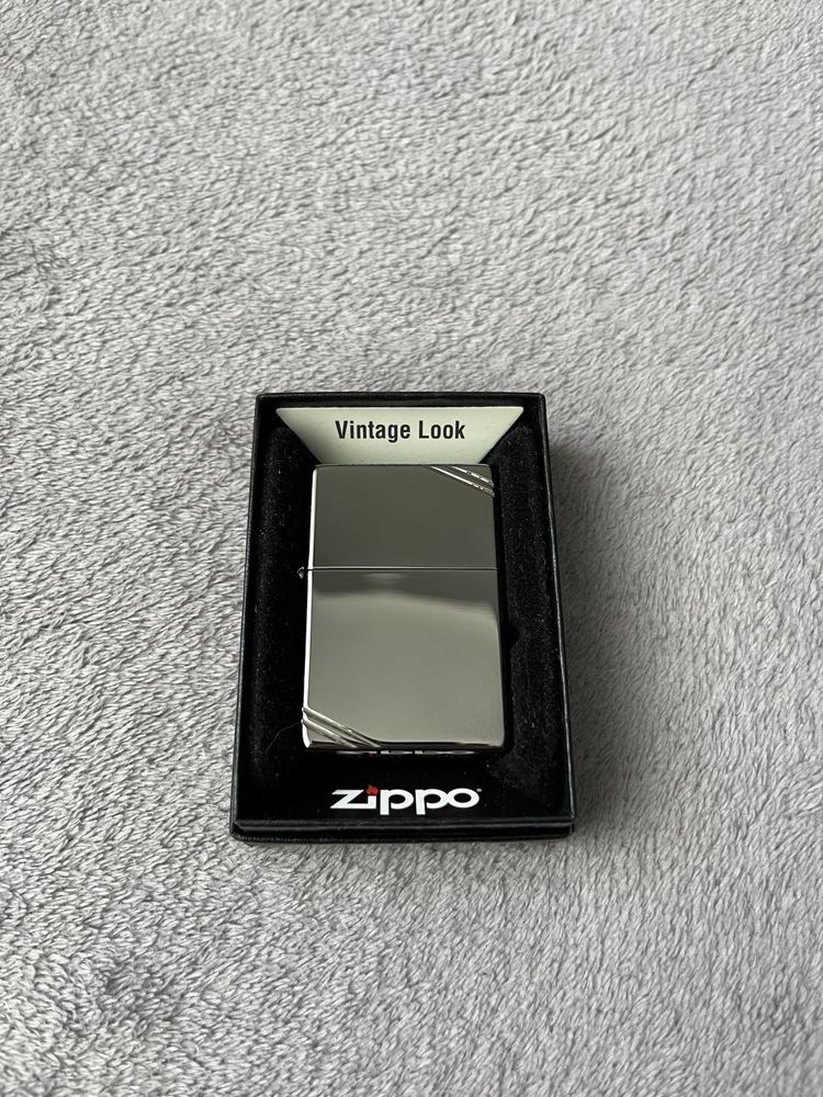 Zippo vintage look high polished chrome