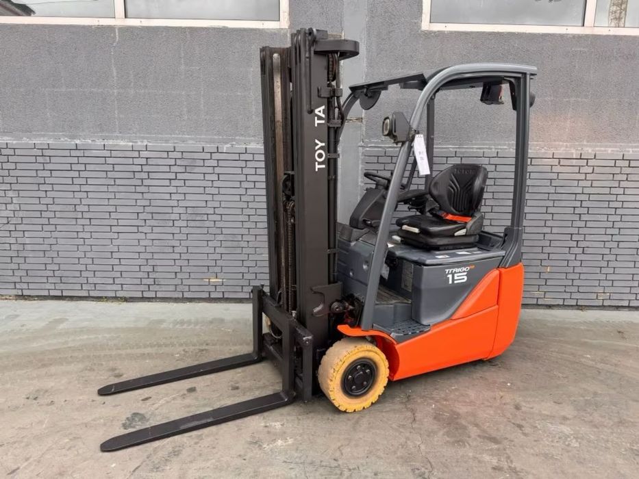 Wózek widłowy Toyota 8FBE15T, 2022r, triplex, tylko 2794 godzin!