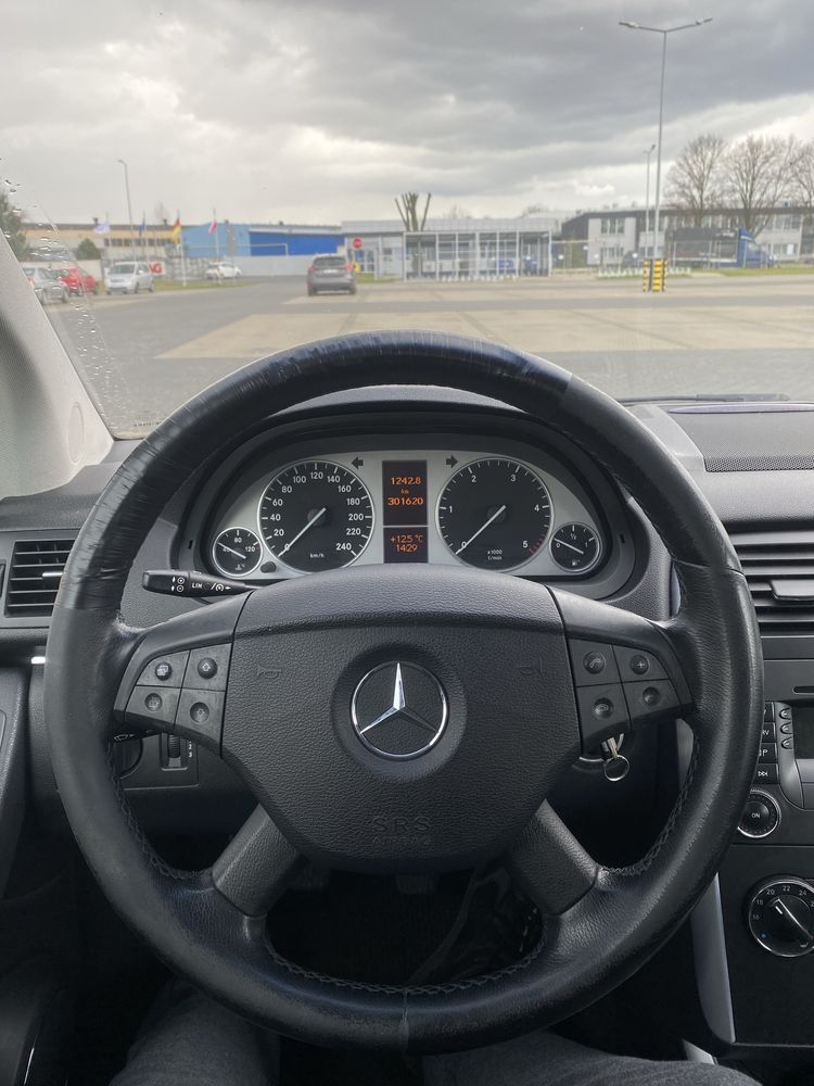 Mercedes benz B200 Cdi