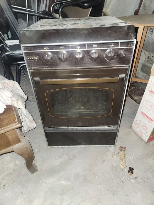 Forno e fogão a gas botija