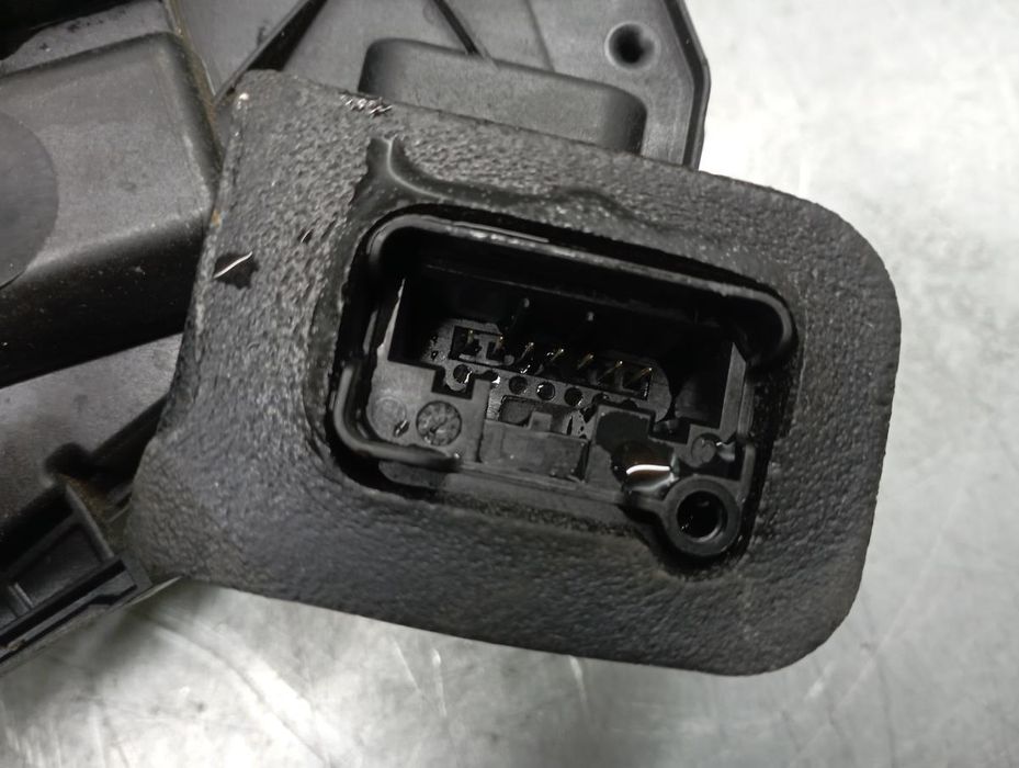 Fechadura / fecho porta frente esquerdo VOLKSWAGEN Golf VII Variant (B