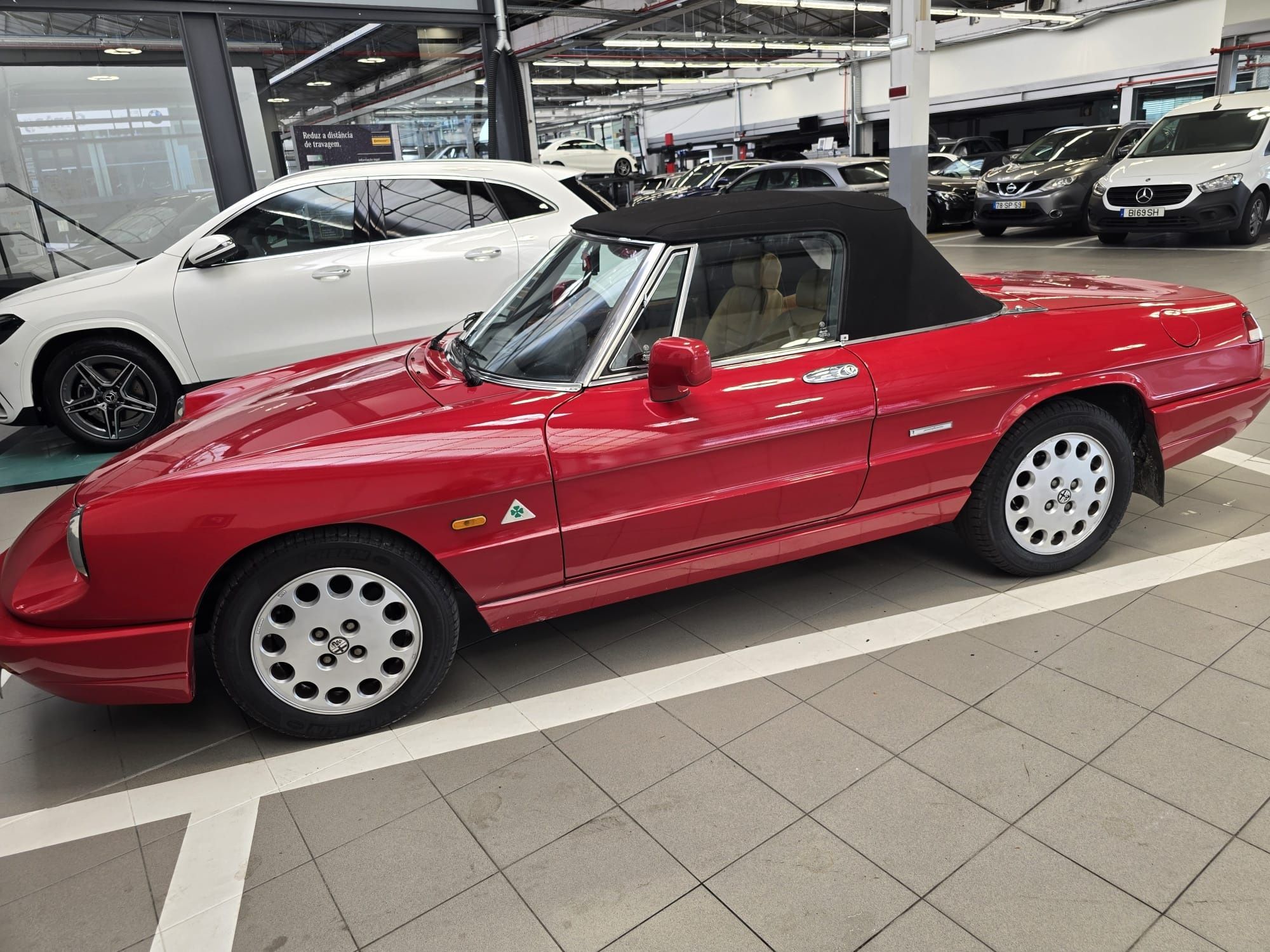 Alfa Romeo Spider 2.0