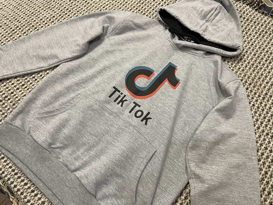 Тепла кофта с капюшоном на хлопця (розмір 176) 2 види