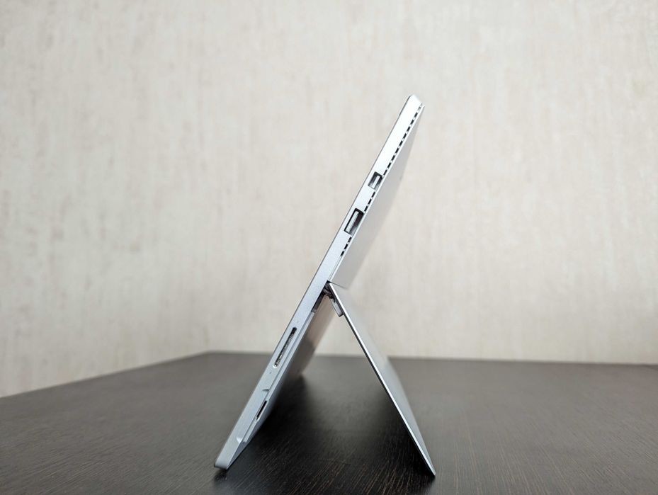 Microsoft Surface Pro 4 4/128gb Intel Core i5-6300u