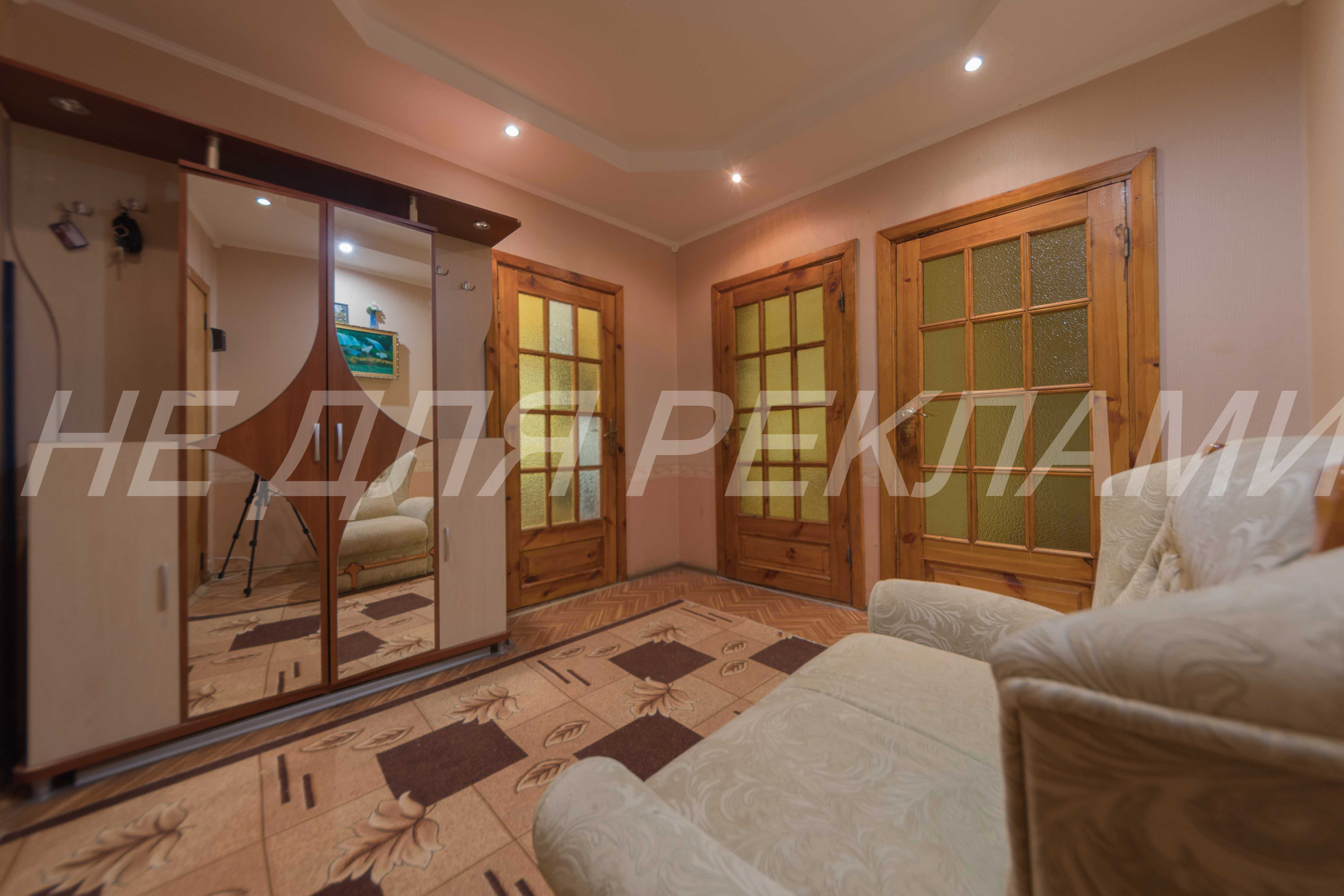 Без %! Виноградар. Продаж 3 к 72 м2 з ремонтом, вул. Н.Ужвій, 4.
