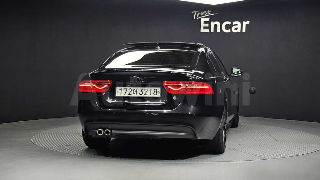 Jaguar XE 20d R-Sport З ПДВ