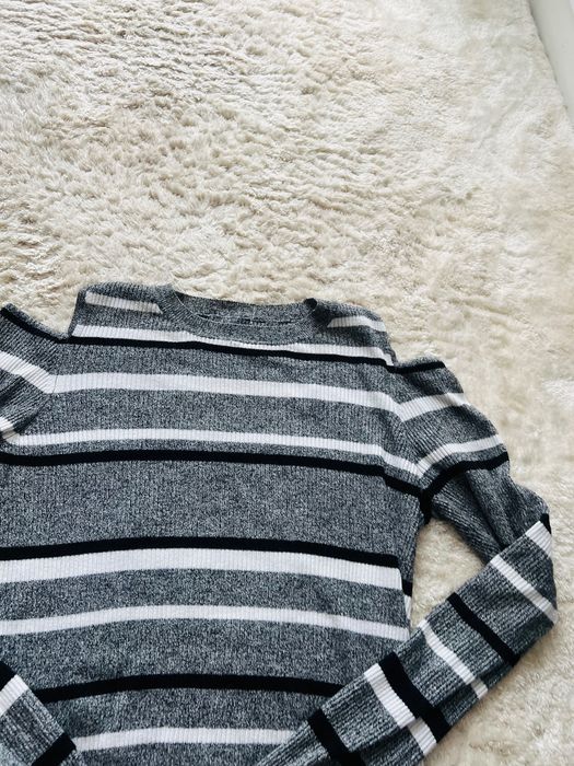 Sweter w paski odkryte ramiona rozmiar S/36 H&M