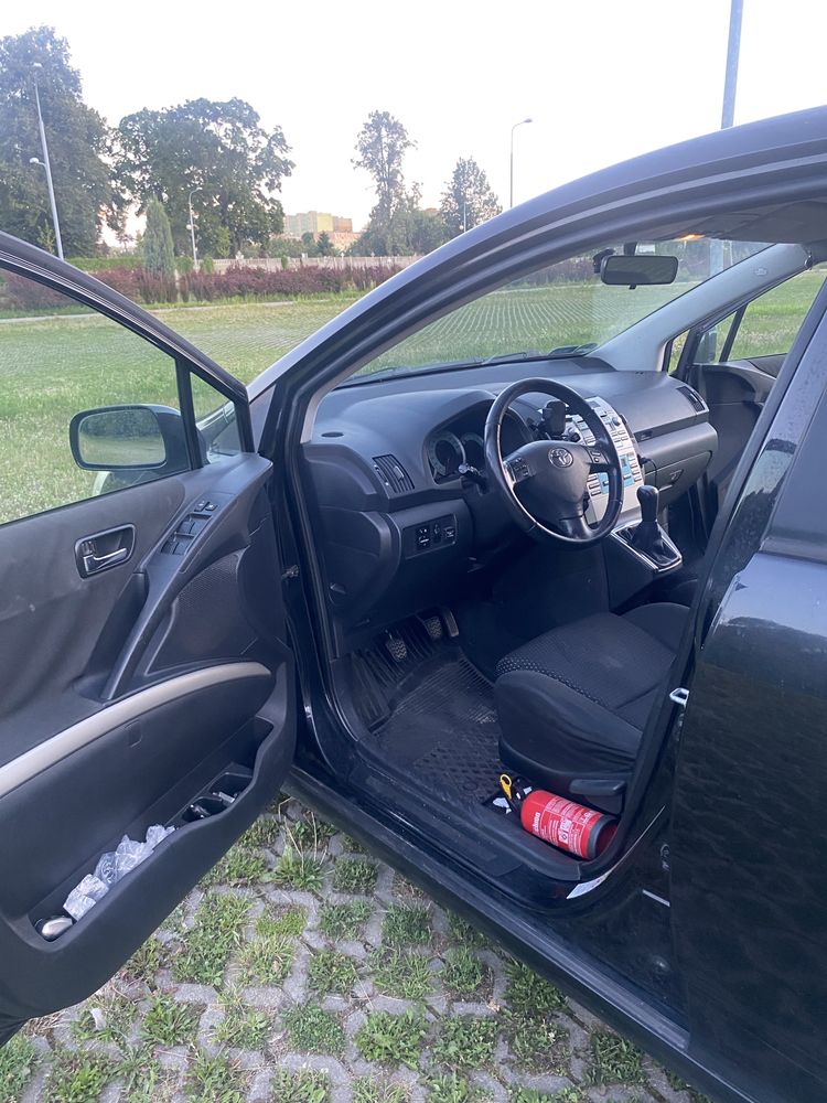 Toyota Corolla Verso 2008r. 1.8 B+G 8 7- osobowy
