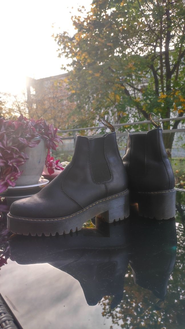 Buty Dr.Martens (rzm.40)