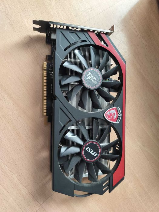 Placa gráfica MSI GeForce GTX 750 Ti Twin Frozr OC Edition