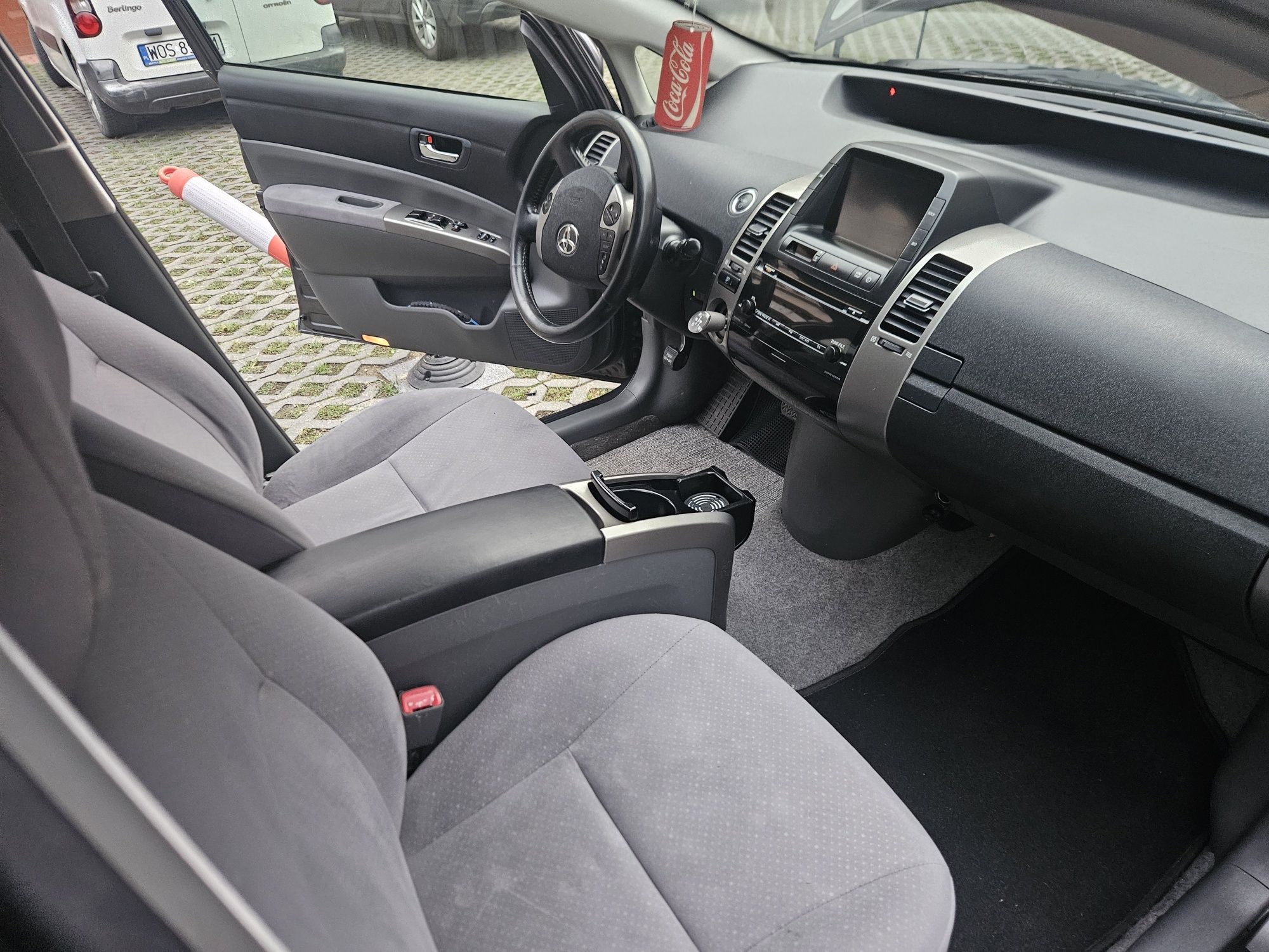 Samochód toyota Prius