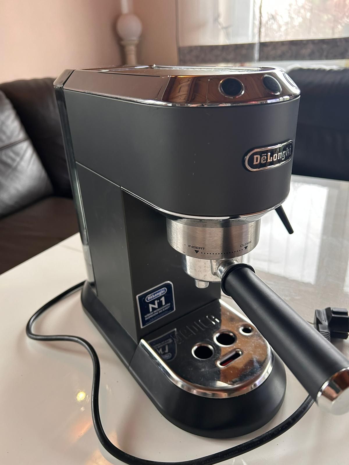 Ekspres kolbowy DeLonghi