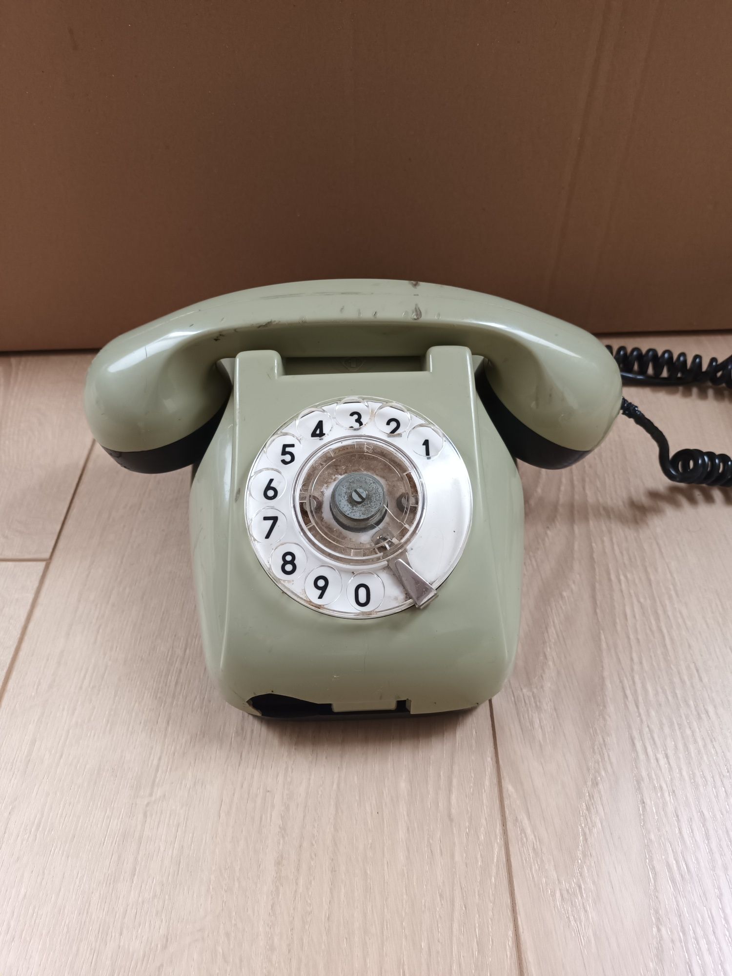 Telefon stacjonarny RWT CB-662 chyba 1973 rok