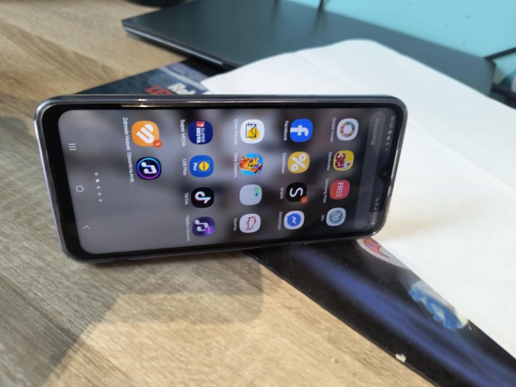 Sprzedam tel samsung A23