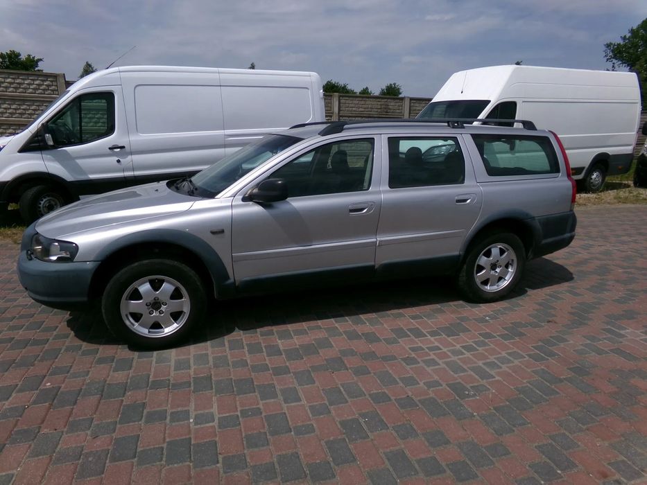 Volvo V70 v70 xc cross country 2,4 benzyna zarejestrowany zamiana