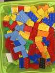 Ogromna ilość klockow lego duplo ponad 340 Klocków z dodtkami, pudełko