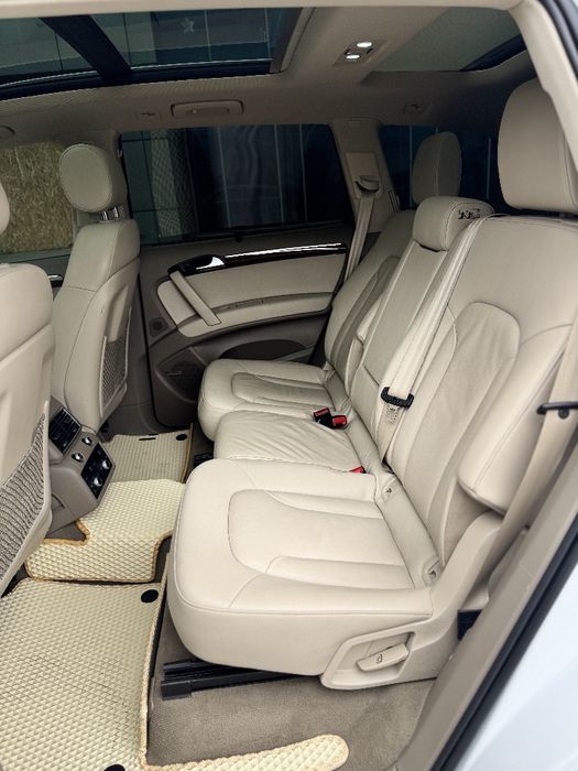 Продам Audi Q7 3л. Дизель.