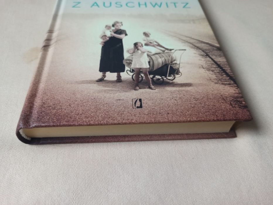 Mario Escobar - Kołysanka z Auschwitz
