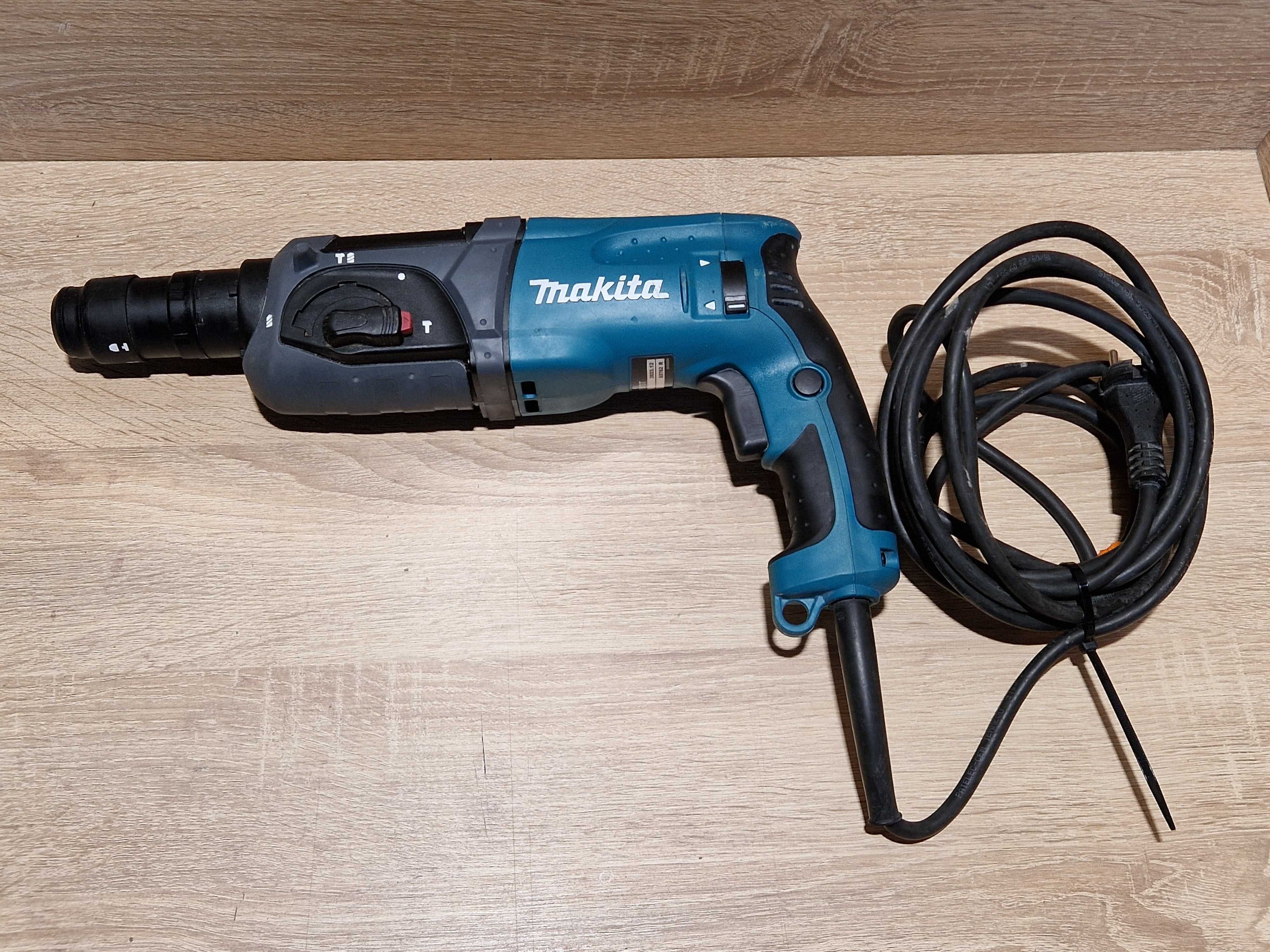 Wiertarka udarowa Makita HR2470T z walizką