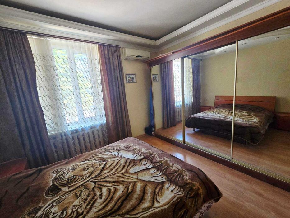 Продам 3к/кв з автономним опаленням вул.Незалежності/Титова