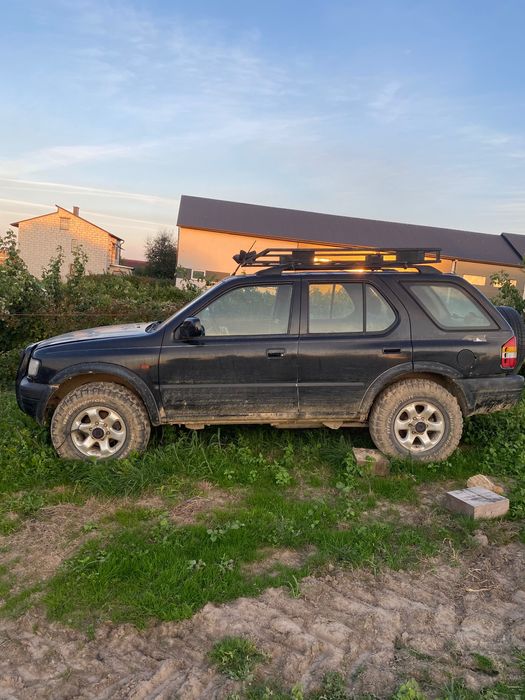 Opel fronterra b