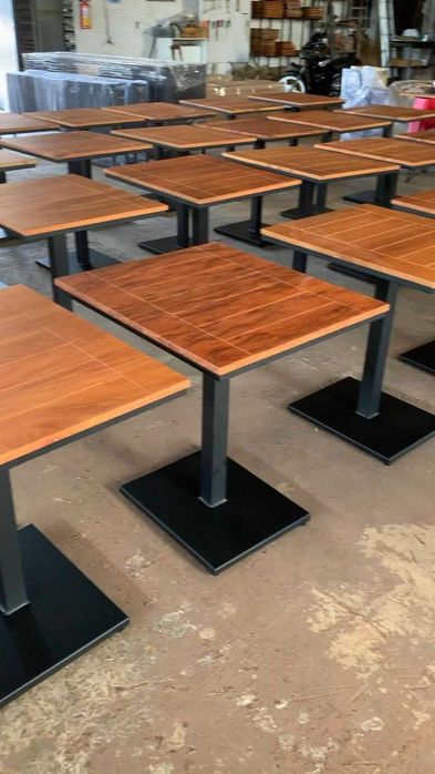 Мебель столы на кафе