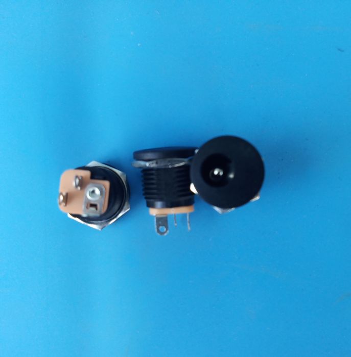 Зарядное устройство для Li-ion аккумуляторов 21В 1А 5S