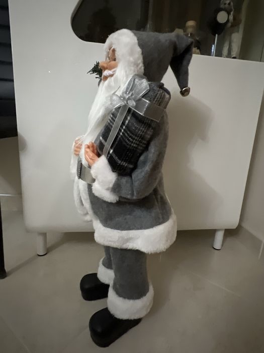 Pai natal  vestuario cinza