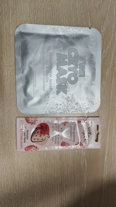 Maska w płacie i peeling