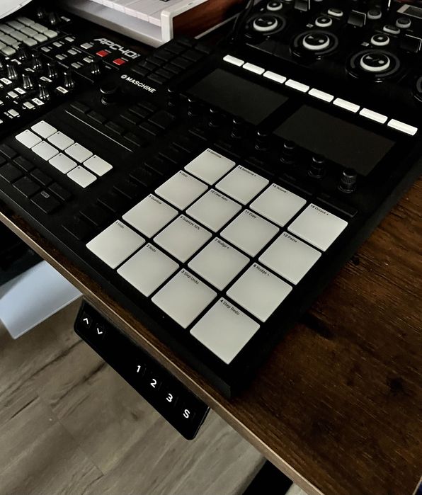 Kontroler Maschine MK3 Native + dodatki