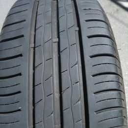 Pneus novos com jantes de origem