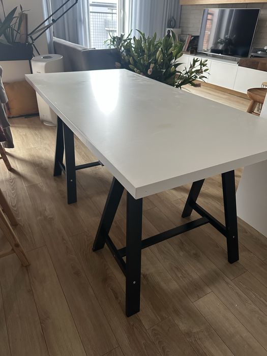 Biurko Ikea Linnmon 150x75 + lampa