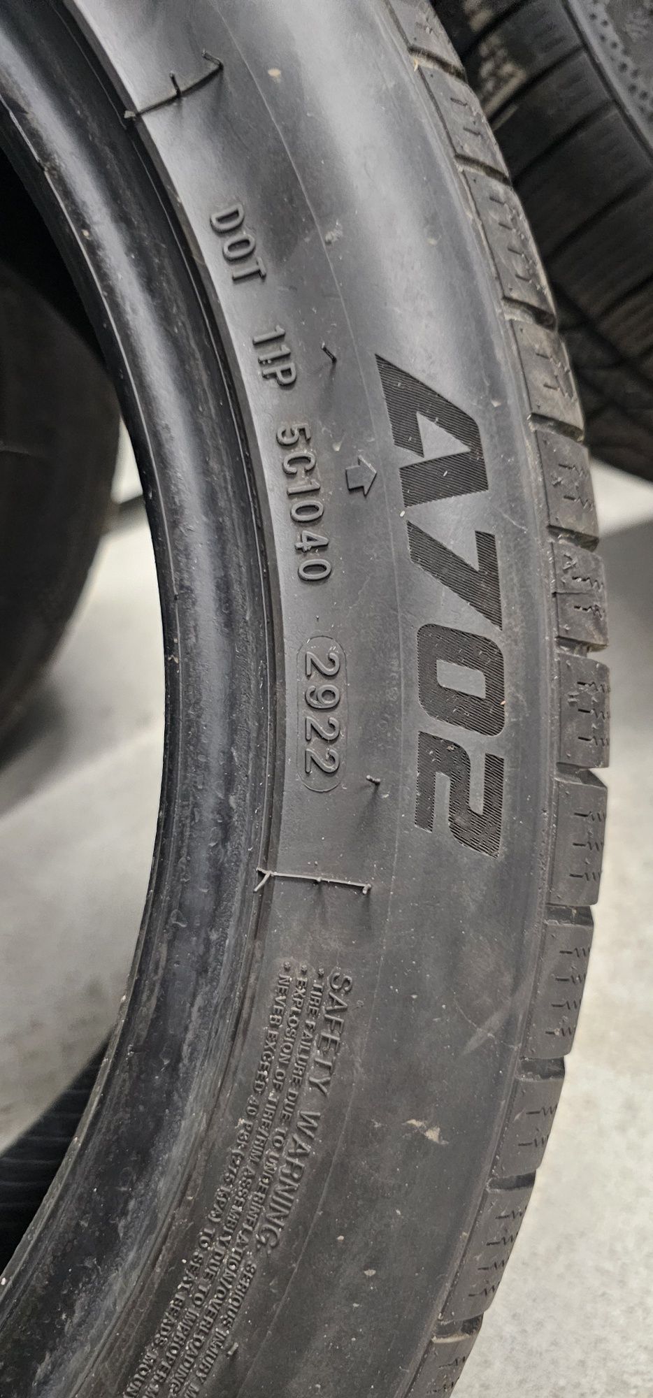 Opony 235 45 r18 Aplus a702