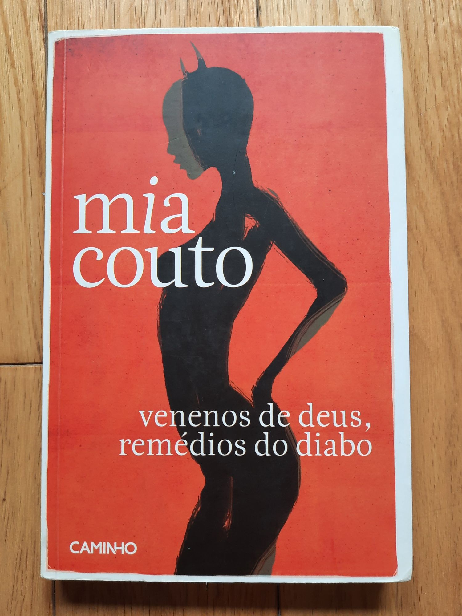 Livro venenos de Deus, remédios do diabo