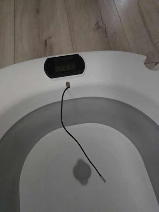 Wanienka dla dziecka składana z termometrem