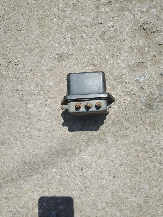 Реле регулятор напруги