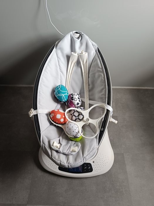 4 moms - Mamaroo 4 model 1037