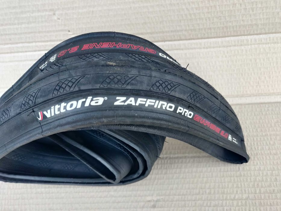 Dwie opony Vittoria Zaffiro Pro Graphene 2.0, 700x30c 30-622, nowe