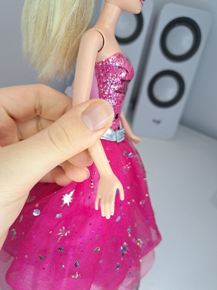 Lalka barbie z filmiku Fashion fairytale