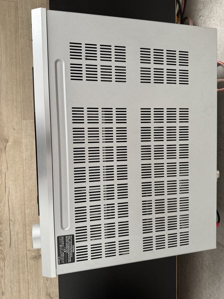 Amplituner Onkyo TX-SR503E