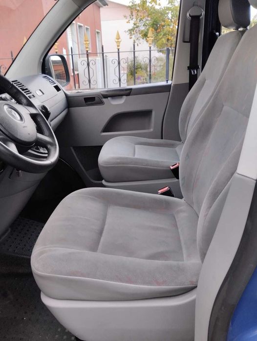 VW Transporter T5 1.9 TDI 9 Lugares Extra Longa