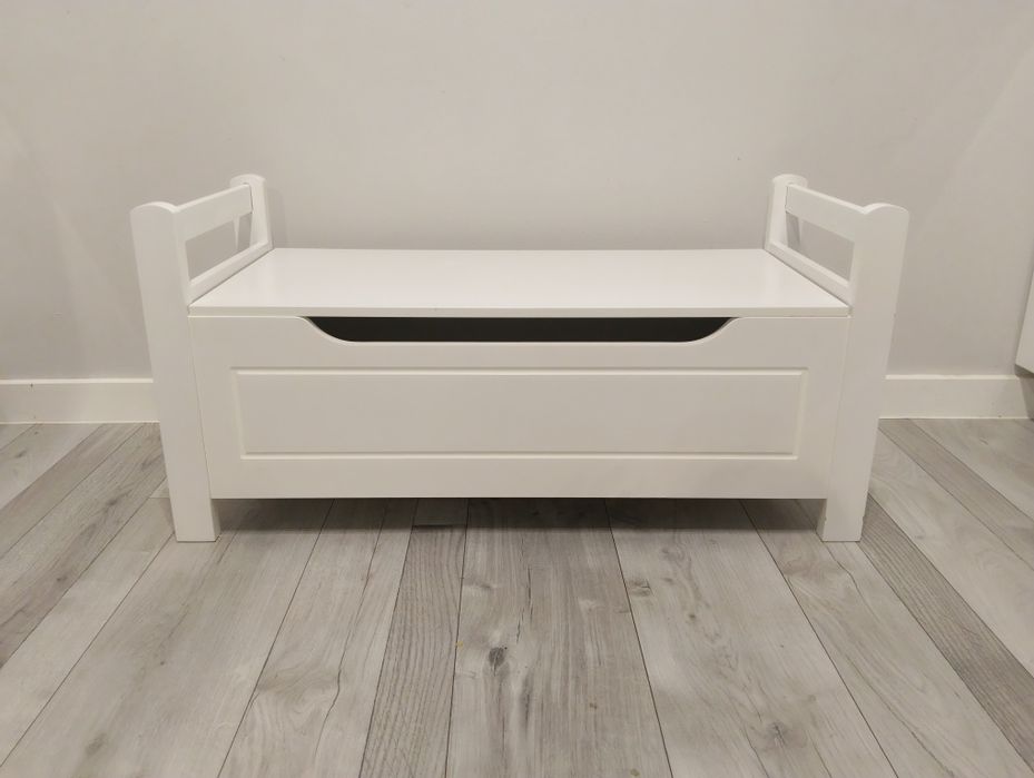 Ławka / siedzisko / skrzynia na zabawki / buty z Lidla