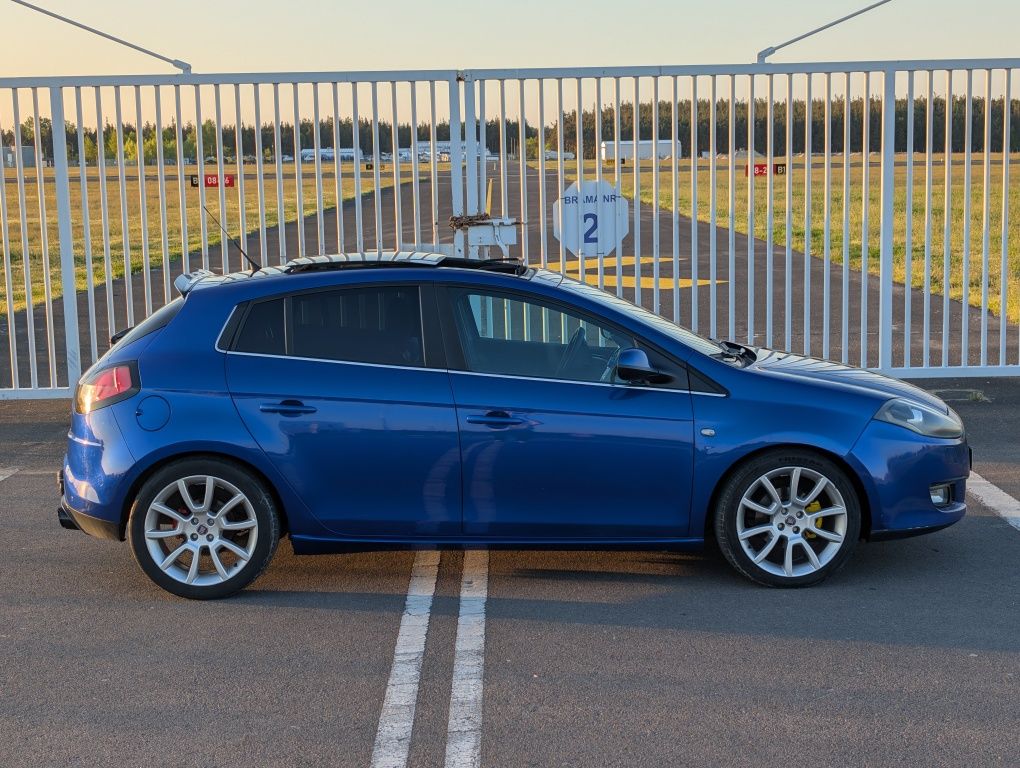 Fiat bravo 1.4 t-jet 150 km B+G | Panorama | Xenon | Sport | Abarth