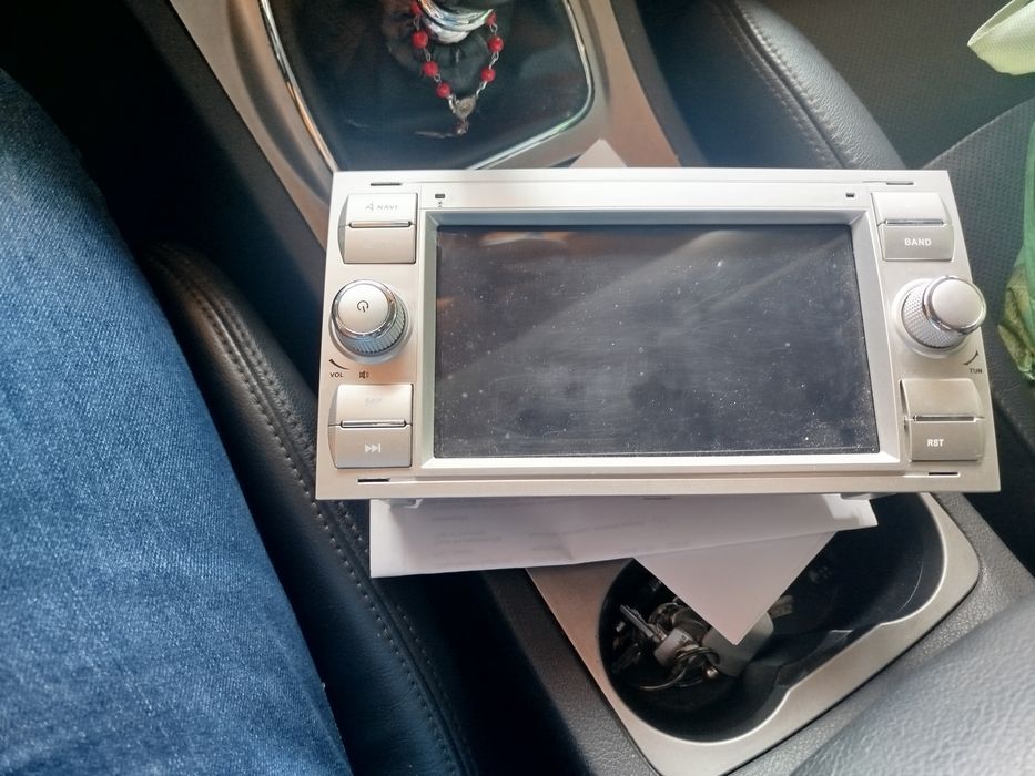 Auto radio s max