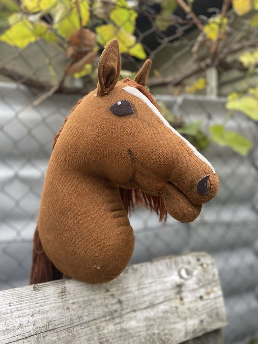 hobby horse brązowy (gniady)
