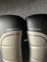 luvas de kick boxing 500 preto decathlon