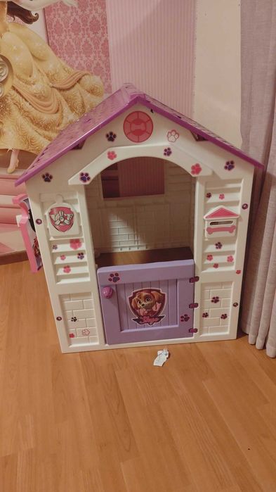 Casa de brincar com muitos acessorios